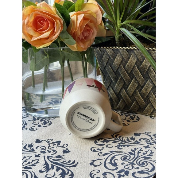 2016 Starbucks Coffee Cup Mug VALENTINES DAY Hearts 12 Fl Oz - Picture 3 of 4